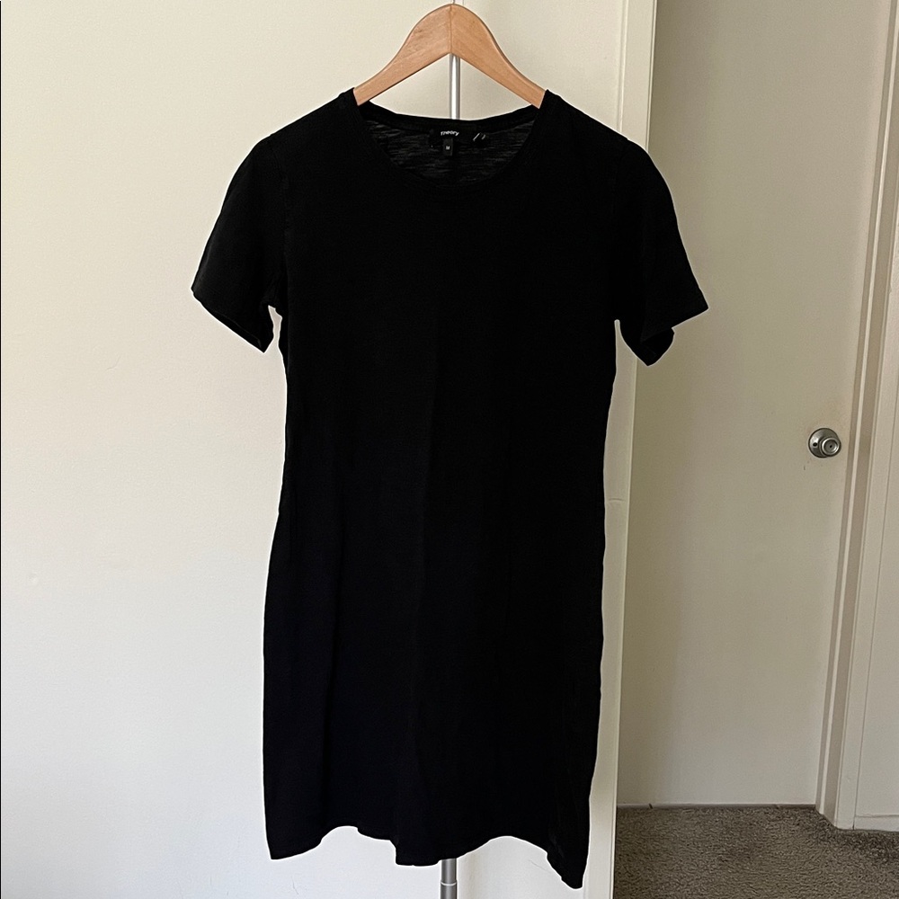 Theory Black Short Sleeve  Cherry B2 T-Shirt Dress